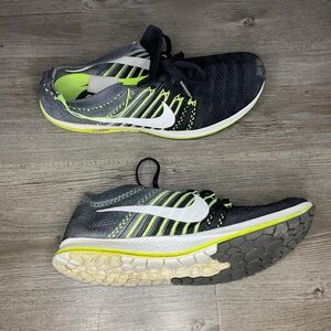 Nike Zoom Vomero 5 black running shoes size 9.5